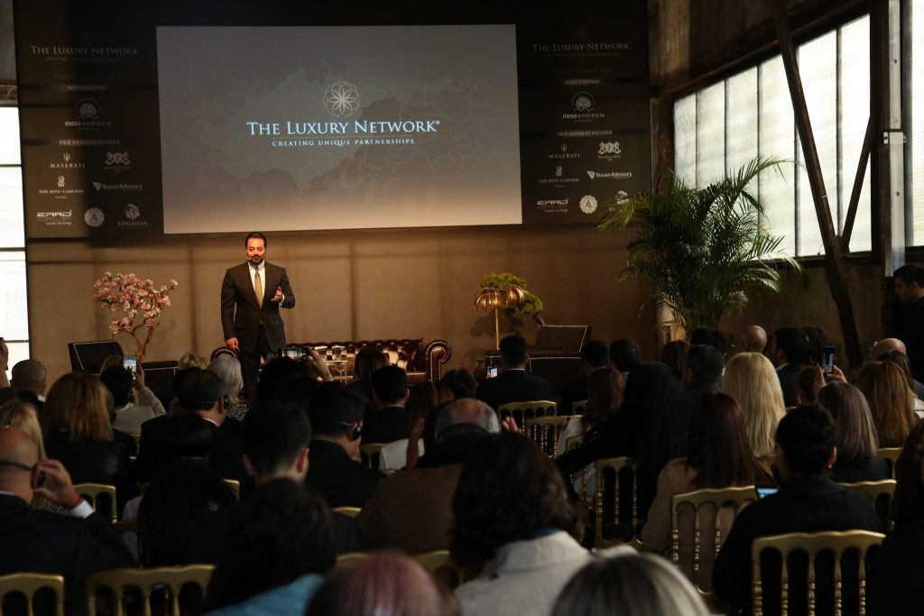 The Luxury Network Summit 2019 Commenced with Flying Colours